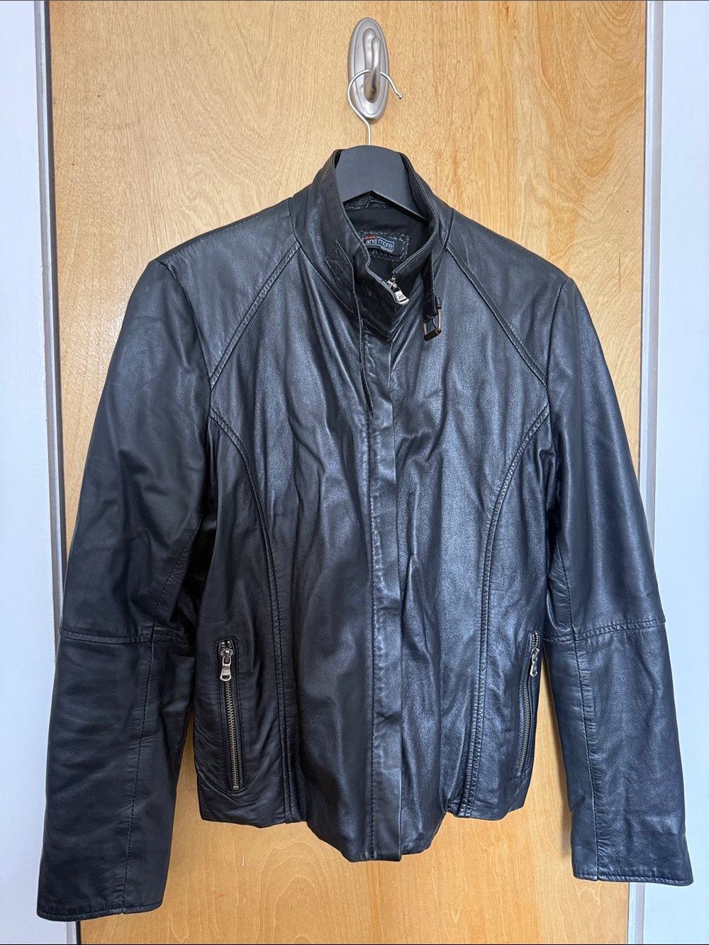 Alpine Swiss Black Leather Moto Jacket with Zip Pockets